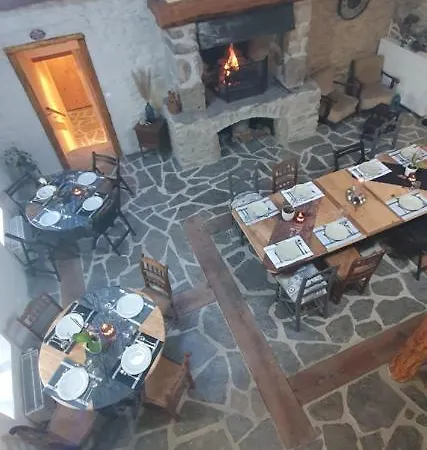 Aux Etoiles De Moranges Bed & Breakfast